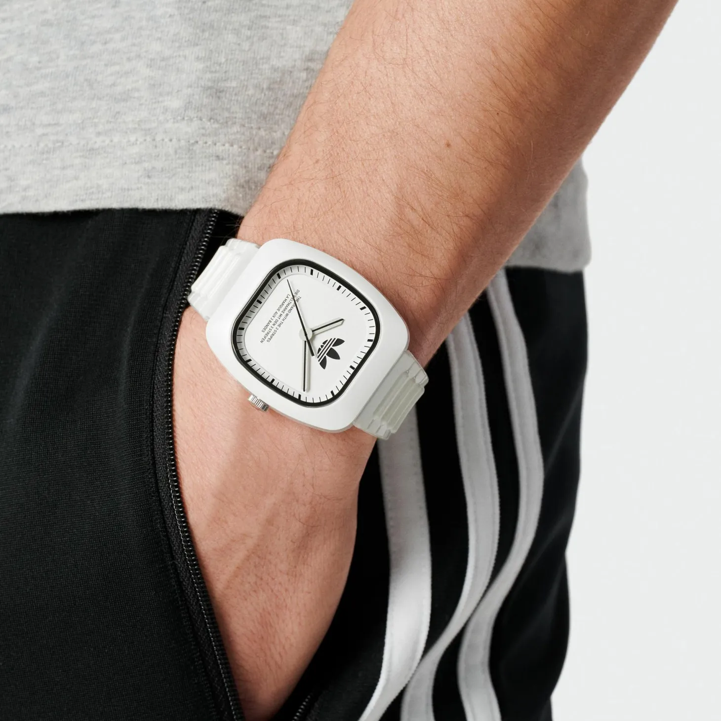 Adidas Unisex Uhr Retro Wave Two