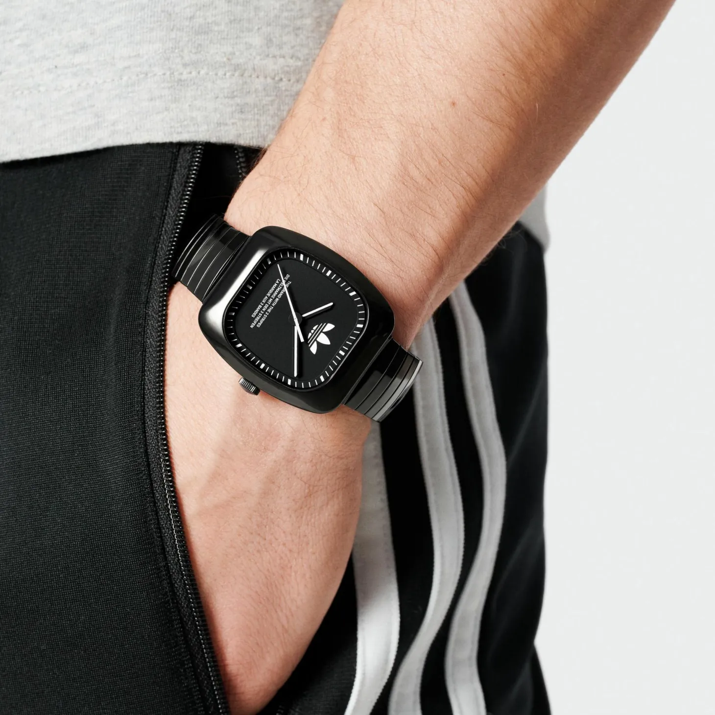 Adidas Unisex Uhr Retro Wave One