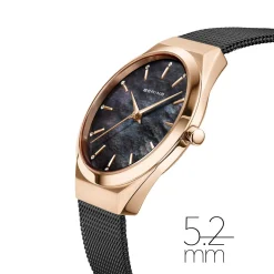 Bering Damen Armbanduhr Ultra Slim 29 mm 3 ATM Saphirglas SWAROVSKI ELEMENTS Slim Design Armband Milanaise 18729-166