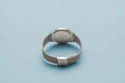 Bering unisex Armbanduhr Ultra Slim Armband Milanaise 17140-007