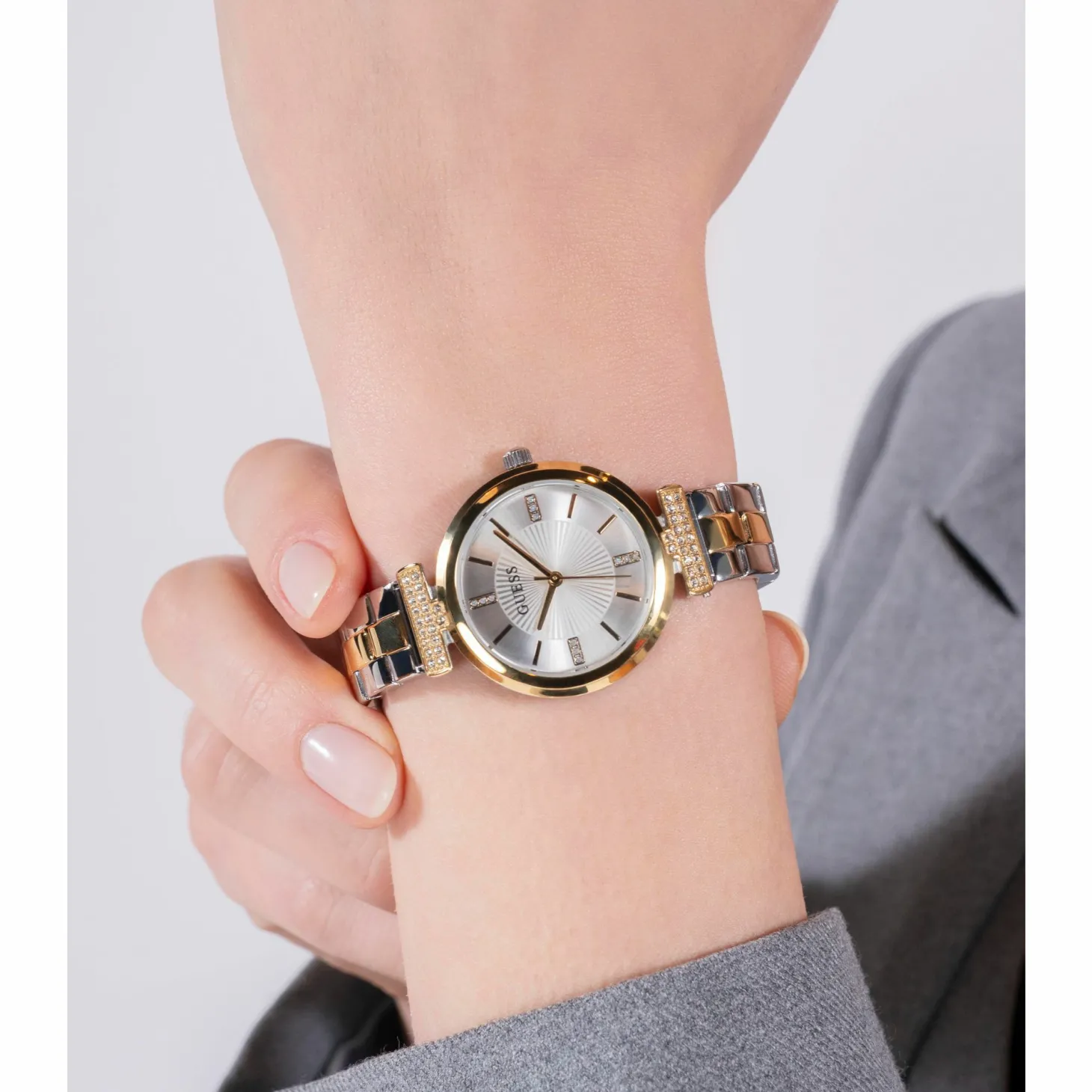 Guess Damen Armbanduhr ARRAY GW0762L5