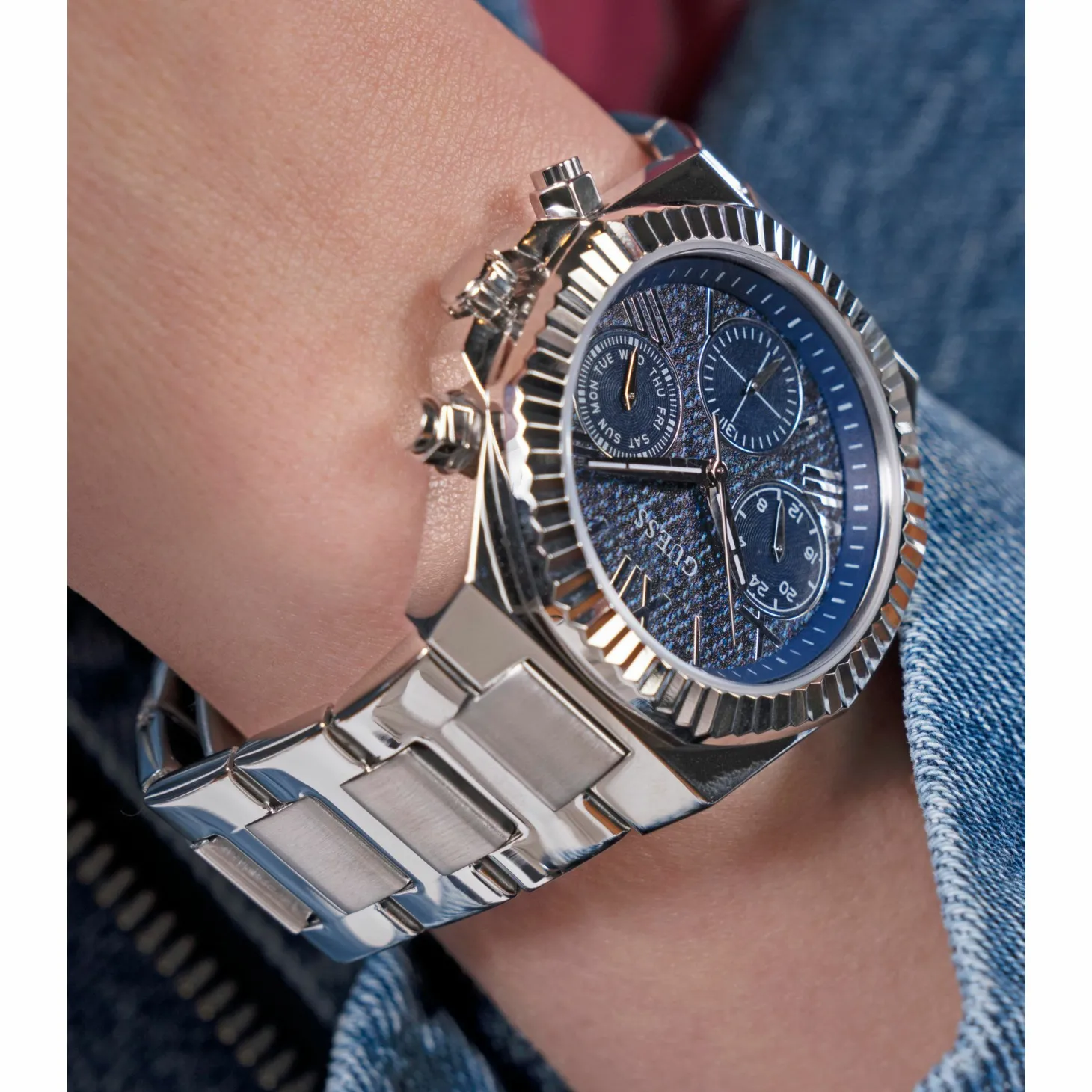 Guess Damen Armbanduhr Equality