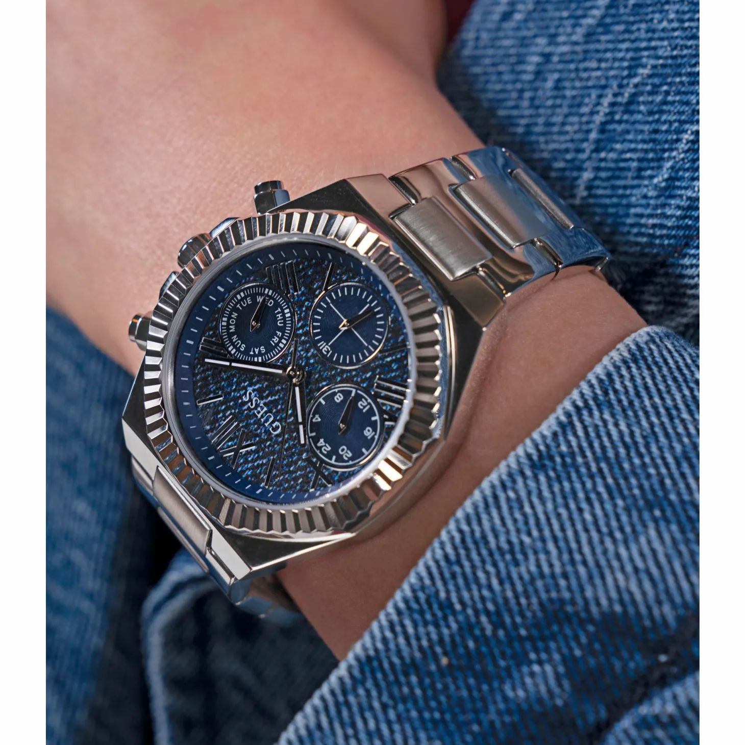 Guess Damen Armbanduhr Equality