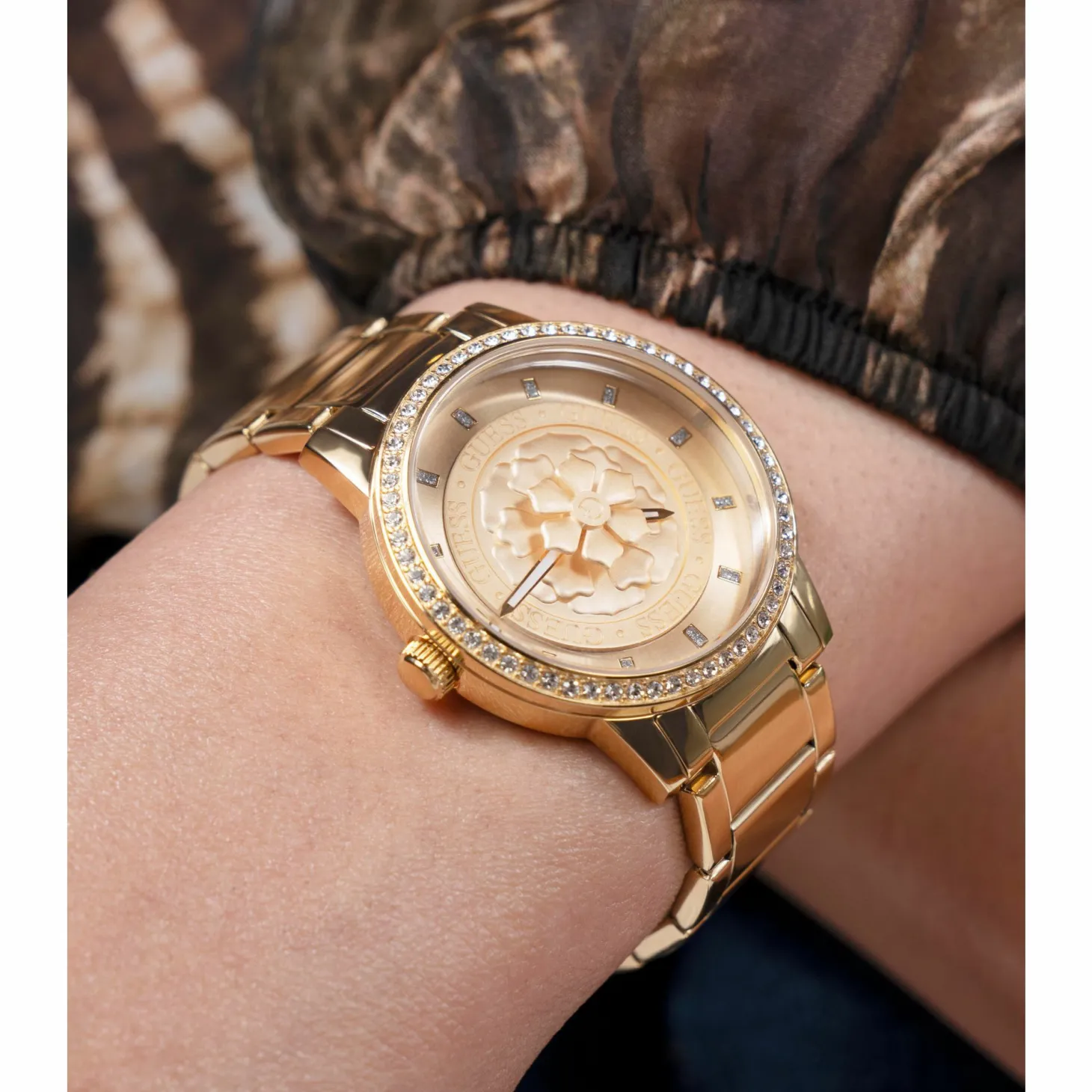 Guess Damen Armbanduhr PETAL gold GW0747L2