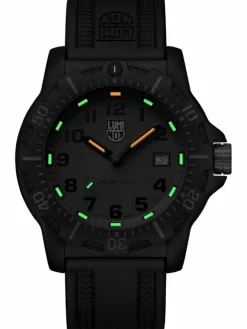 Luminox Armbanduhr Unisex BLACK OPS 8880 Series Schwarz XL.8882.F