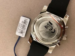 Revue Thommen Herren Armbanduhr Diver 45 mm Day & date Window Armband Silicone 17030.6532