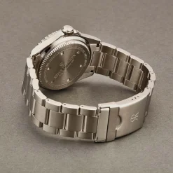 Revue Thommen Herren-Armbanduhr XL Diver Analog Automatik Edelstahl 17571.2135