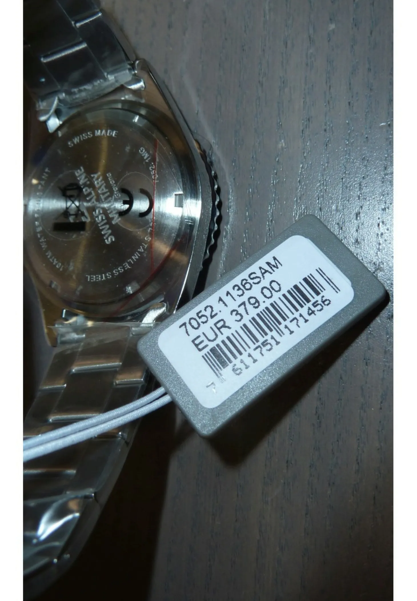 Swiss Alpine Military Herren Uhr GMT Analog Quarz 7052 Edelstahl 7052.1136