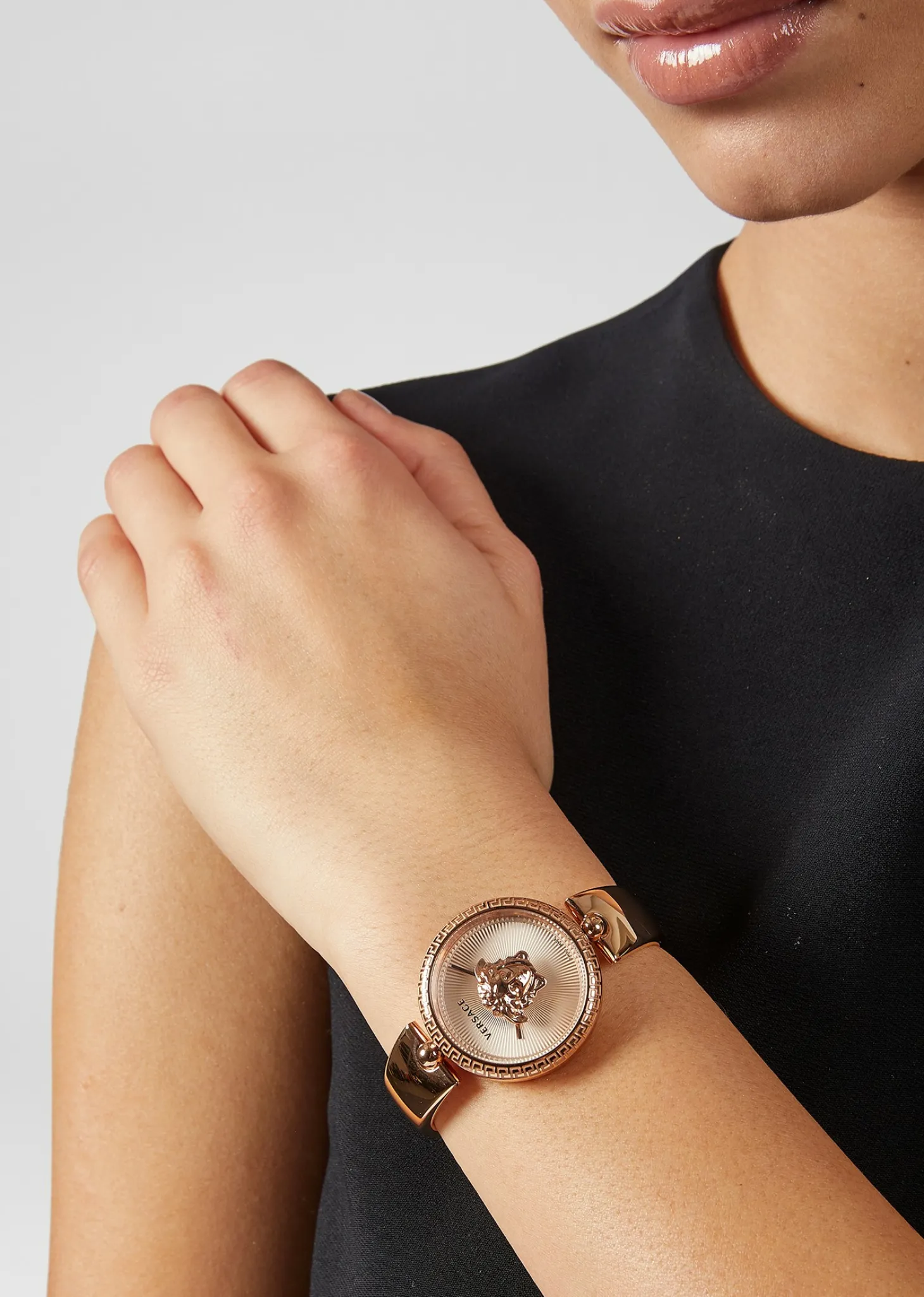 Versace Damenuhr Palazzo Empire Roségold Edelstahl 34mm VECQ00718